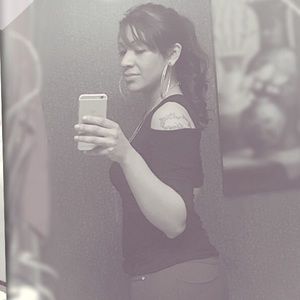 Meet your Posher, Candace